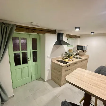 דירה Imenja שמארטנו